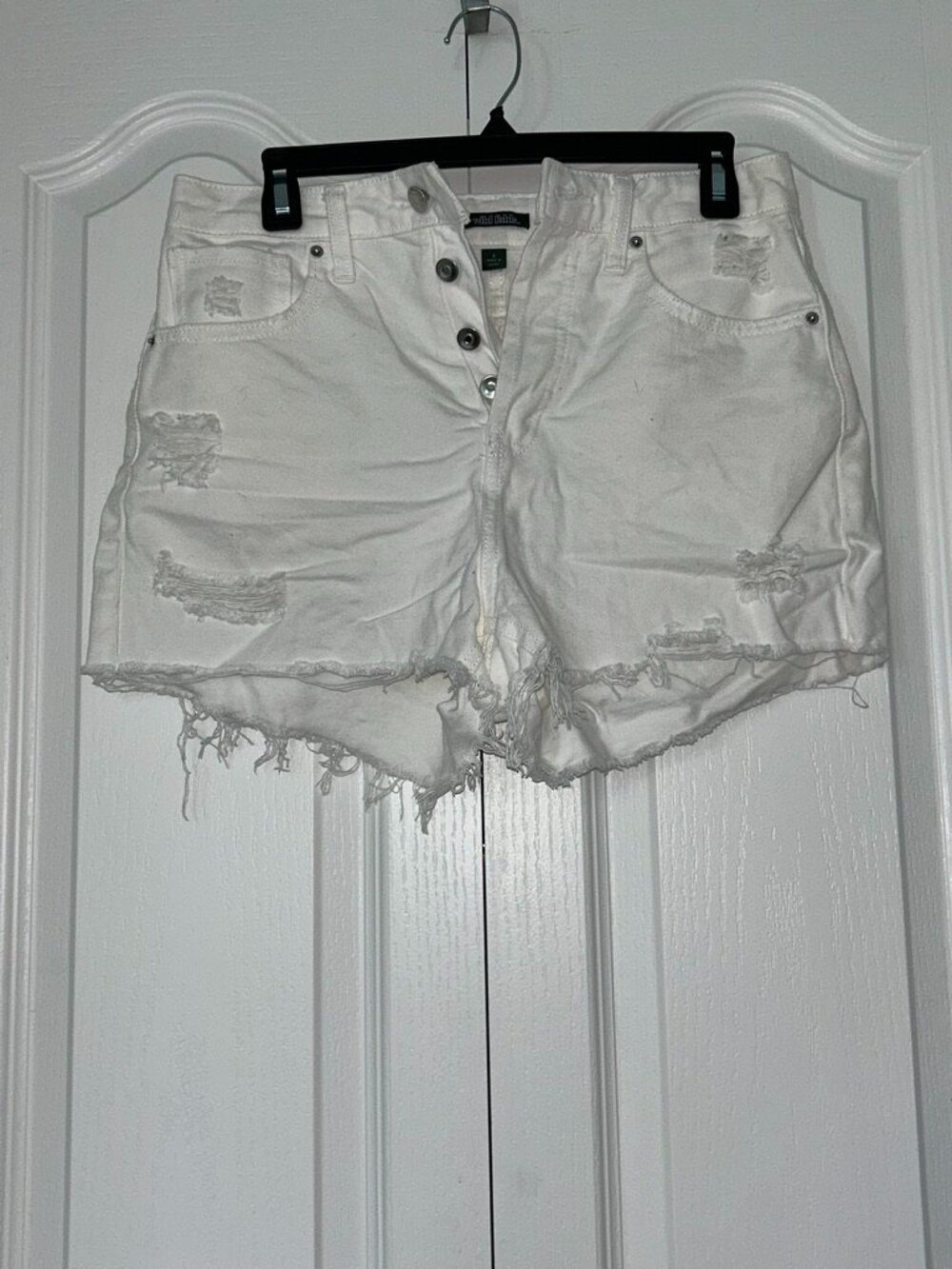 Wild Fable White Distressed High-Waisted Cutoff Denim Shorts Size 6